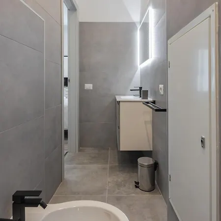 Apartment Longobardi B *